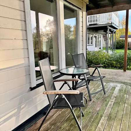 Cozy Apartment With Outside Terrace Tromso Exterior photo